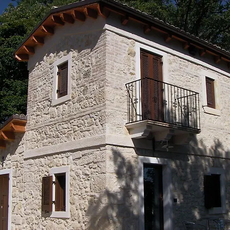 Antiche Dimore Bed & Breakfast Abbateggio