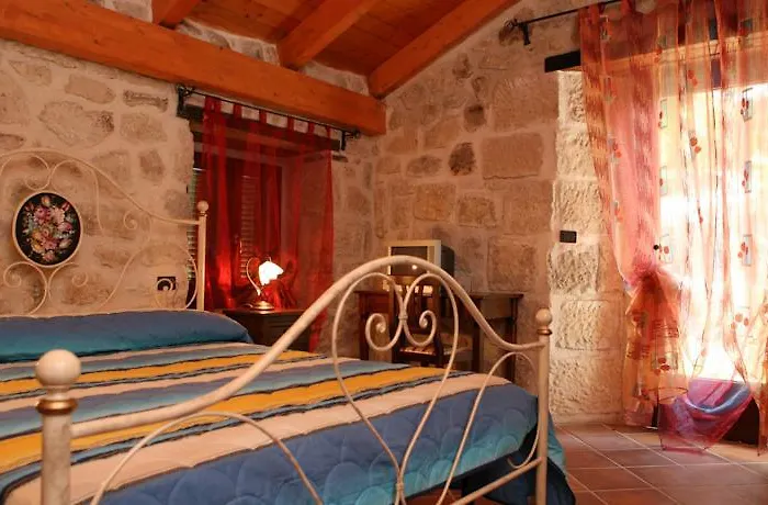 Antiche Dimore 3* Abbateggio